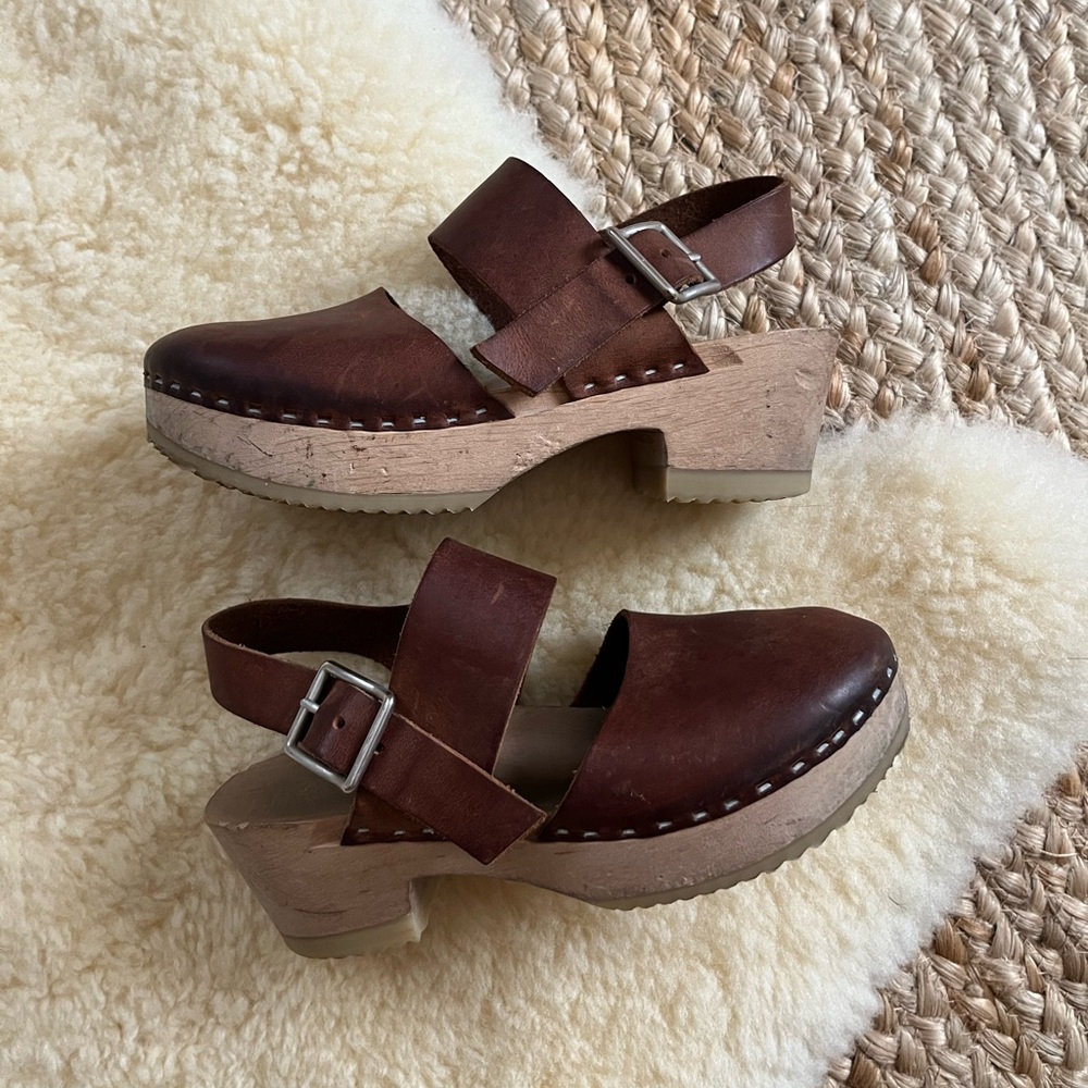 Zuzii clogs
